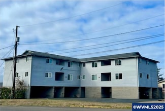 166 NE 8th St, Newport, OR 97365