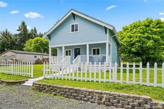 1490 Armstrong St, Raymond, WA 98577