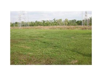696 Evangeline Rd, Montz, LA 70068