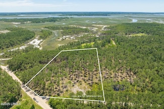 70 Sherman Dr, Beaufort, SC 29907