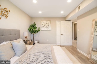 1149 Summit St NE Unit 2, Washington, DC 20002