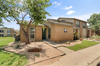 350 W Harwood Rd Unit A, Hurst, TX 76054