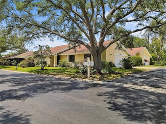 4203 Carriage Dr Unit 27, Sarasota, FL 34241