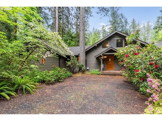 55494 McKenzie River Dr, Blue River, OR 97413