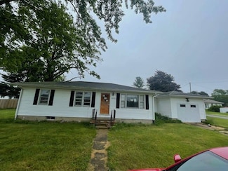 2592 Summit St, Millersport, OH 43046