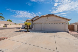 6417 N 84th Ln, Glendale, AZ 85305