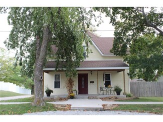 207 S Maple St, Gallatin, MO 64640