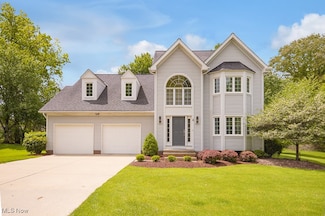 832 Greenwood Pkwy, Northfield, OH 44067