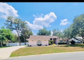 7222 Stanford Dr, Lakeland, FL 33809