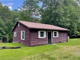 540 Jocassee Lake Rd, Salem, SC 29676