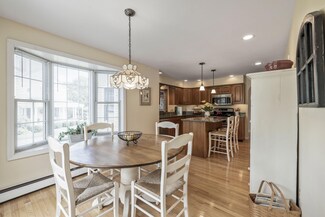 20 Holbrook Rd, Yarmouth, ME 04096