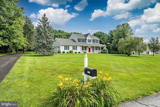 5751 Kingsfield Dr, Narvon, PA 17555