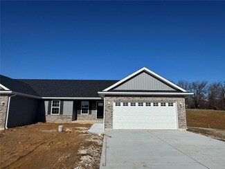 124 Grindstone Ct, Moscow Mills, MO 63379