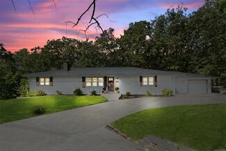 3681 Twin Oaks Dr, Pacific, MO 63069