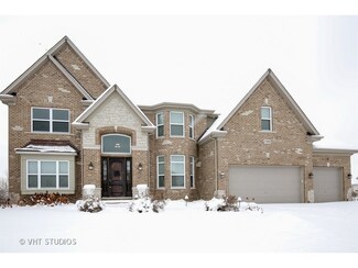 1406 Karen Dr, West Dundee, IL 60118