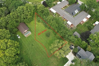 4543 E Kalalujah Lake Dr, Port Clinton, OH 43452