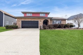 868 Bonnie Brae Ln, Bolingbrook, IL 60440