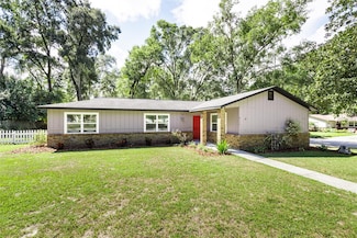 8117 SW 55th Place, Gainesville, FL 32608