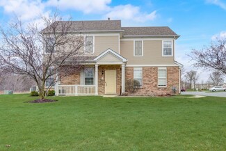 2714 Evergreen Cir Unit 9, McHenry, IL 60050