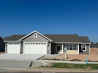 1209 S Kensington Dr, Appleton, WI 54915