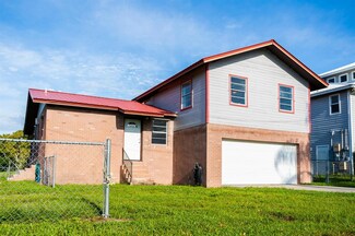 1118 Hudson Ln, Moore Haven, FL 33471