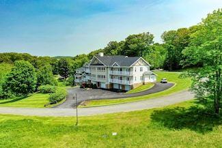 120 Pepin Dr Unit B6, Newport, VT 05855