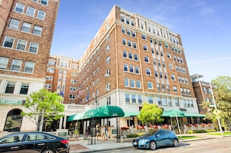 1028 E Juneau Ave Unit 316, Milwaukee, WI 53202