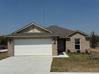 27209 E 109th St S, Coweta, OK 74429
