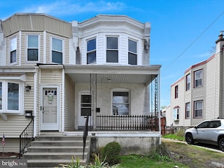 211 Cedar Ave, Holmes, PA 19043