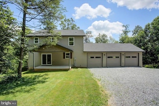 11376 Skyline Dr, Orrstown, PA 17244