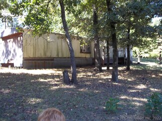 13216 N Eastern Dr, Hulbert, OK 74441