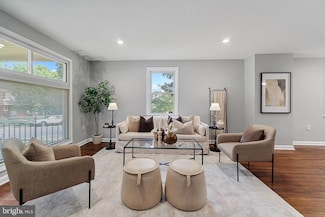 6820 Queens Ferry Rd, Baltimore, MD 21239