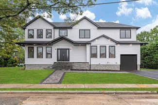 1028 E Broadway, Woodmere, NY 11598