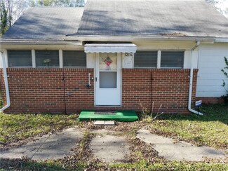 1214 Logan St, Tuskegee Institute, AL 36088