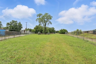 3120 5th Ave, Fort Worth, TX 76110
