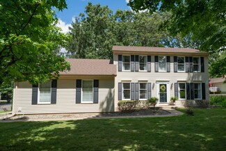 3002 Applelane Ave, Kalamazoo, MI 49008