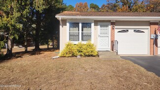 81 Hudson Pkwy Unit A, Manchester Township, NJ 08759