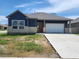 1614 Friendship Park Cir, Seabrook, TX 77586