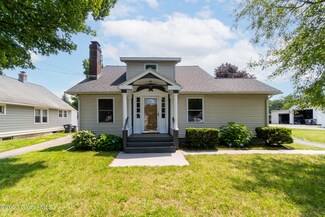 178 Speigletown Rd, Troy, NY 12182