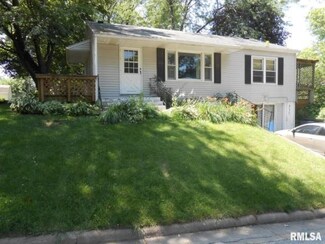511 East St, Tipton, IA 52772