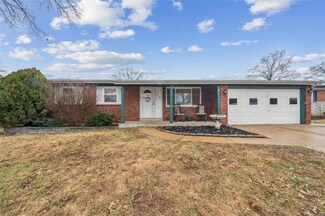 2608 Carousel Dr, Saint Louis, MO 63125