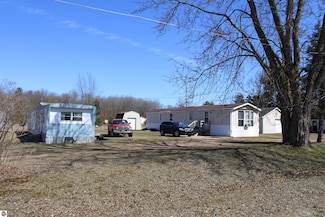 20122 Hayes Rd, Big Rapids, MI 49307