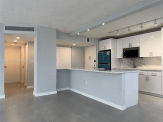1300 NE Miami Gardens Dr Unit 521E, Miami, FL 33179