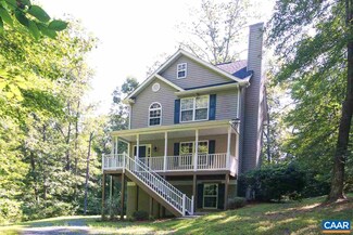 2 Riverside Dr, Palmyra, VA 22963