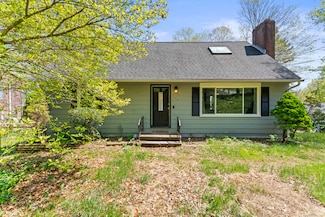 126 Carey Ave, Meriden, CT 06451