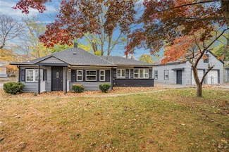 62 Ardway Ave, Warwick, RI 02889