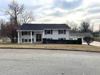 5501 Winston Rd, Evansville, IN 47710