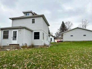 211 7th Ave, Bovey, MN 55709