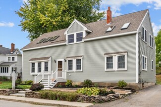 37 Lake St, Amesbury, MA 01913