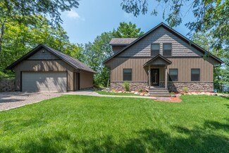 9341 Tower Rd, Garrison, MN 56450